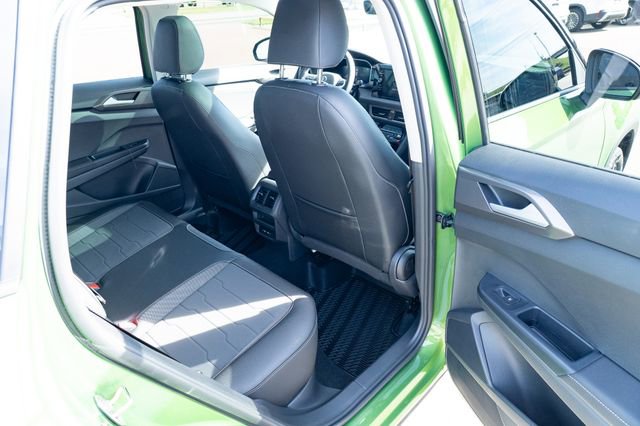 New 2026 Volkswagen Taos SE image 38
