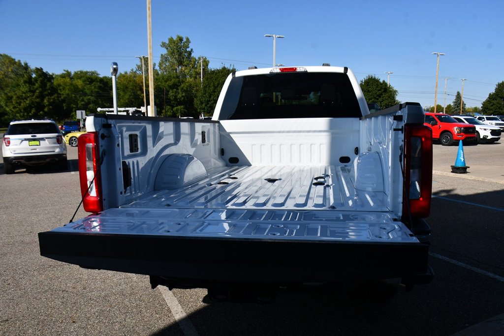 New 2026 Ford F350 XLT image 17