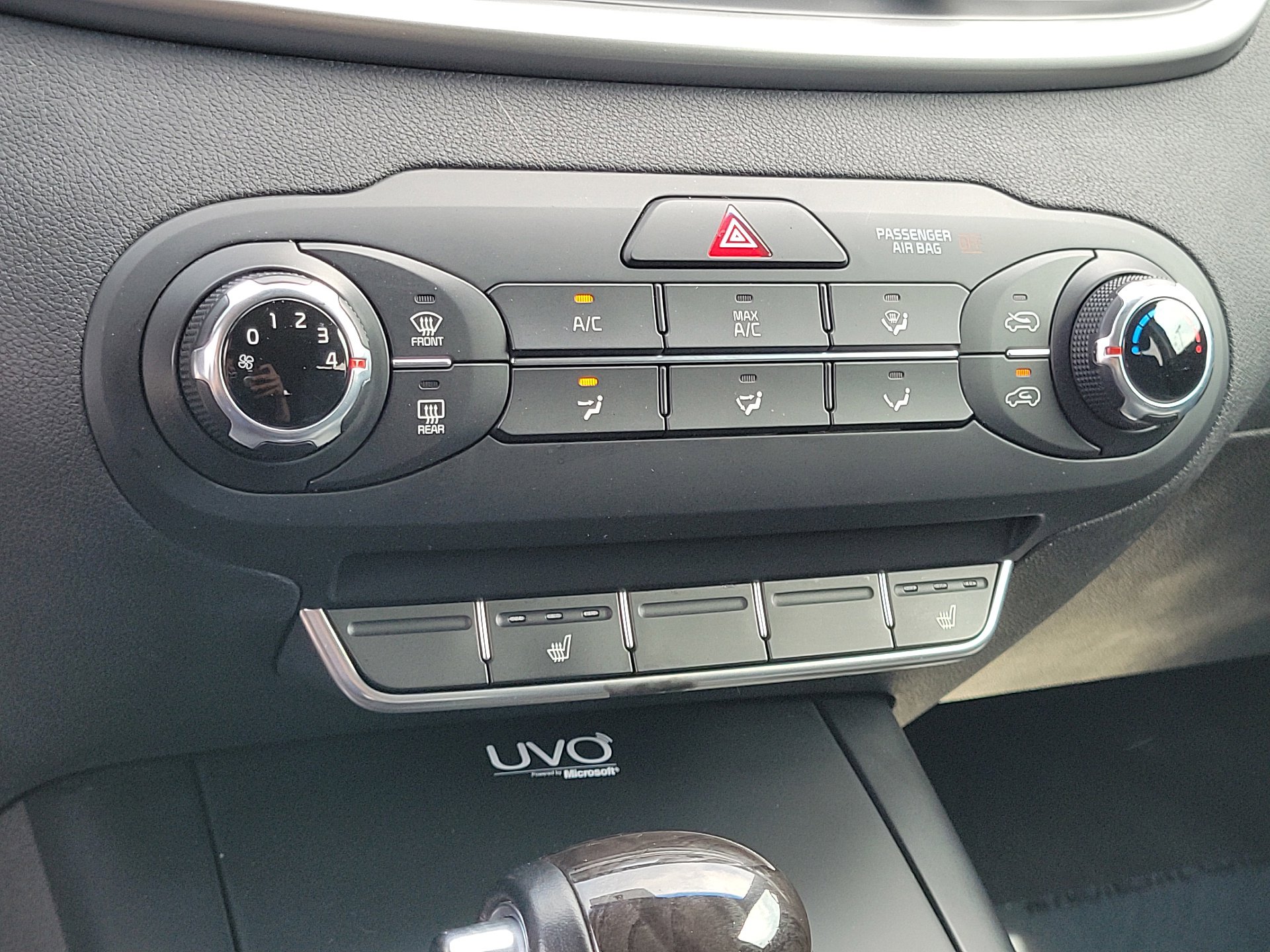 Used 2016 Kia Sorento LX w/ LX Convenience Package image 22