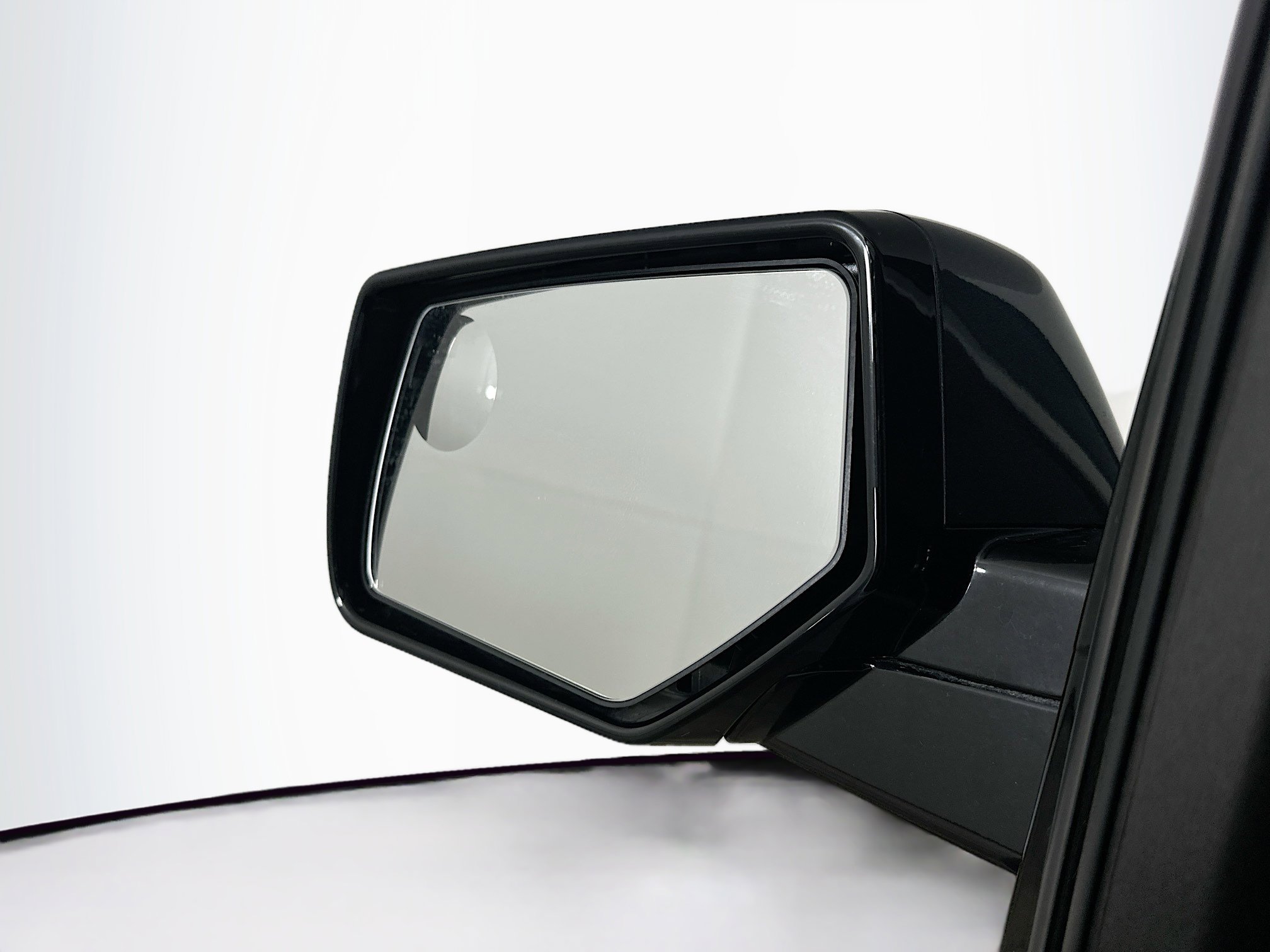 Used 2019 Chevrolet Tahoe LT image 16