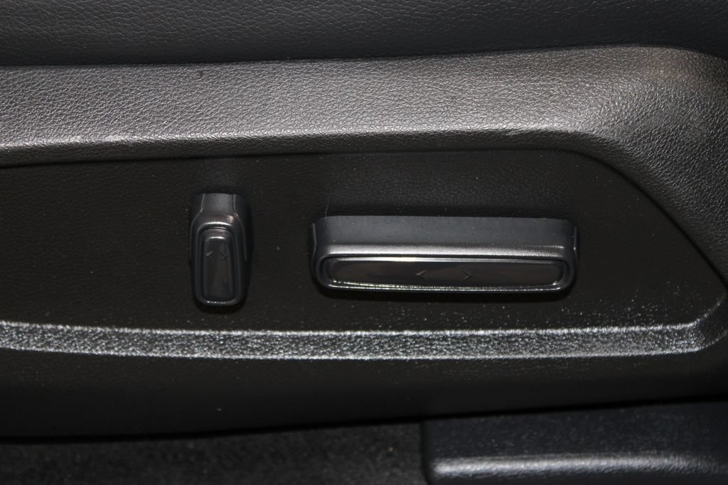 Used 2023 Honda Pilot Touring image 27