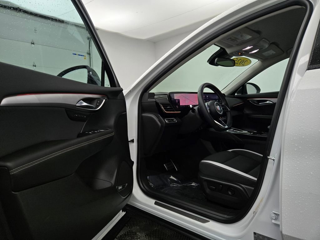 Used 2025 Buick Envision Sport Touring image 19