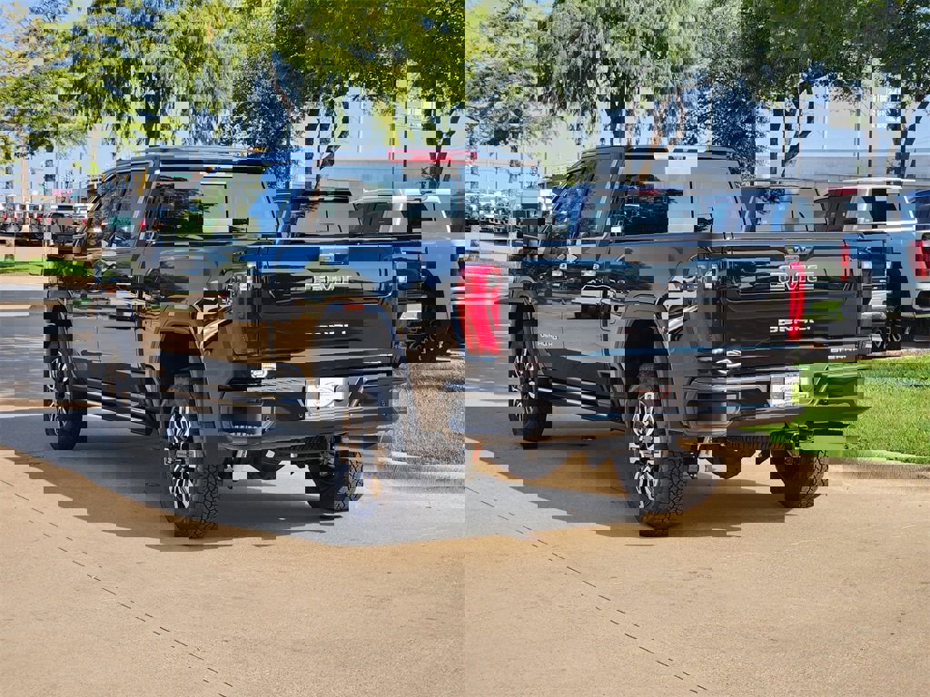 New 2026 GMC Sierra 2500 Denali Ultimate w/ Max Trailering Package image 3