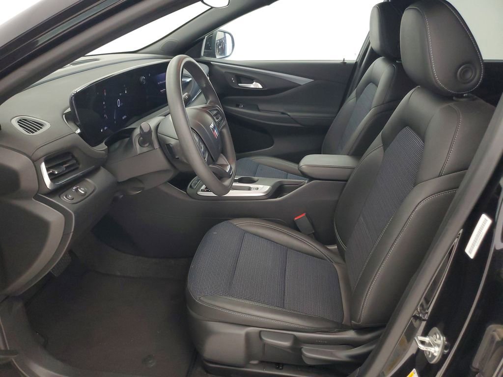 Used 2025 Buick Envista Preferred FWD image 13