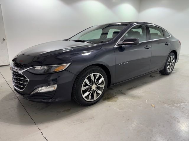 Used 2023 Chevrolet Malibu LT image 3