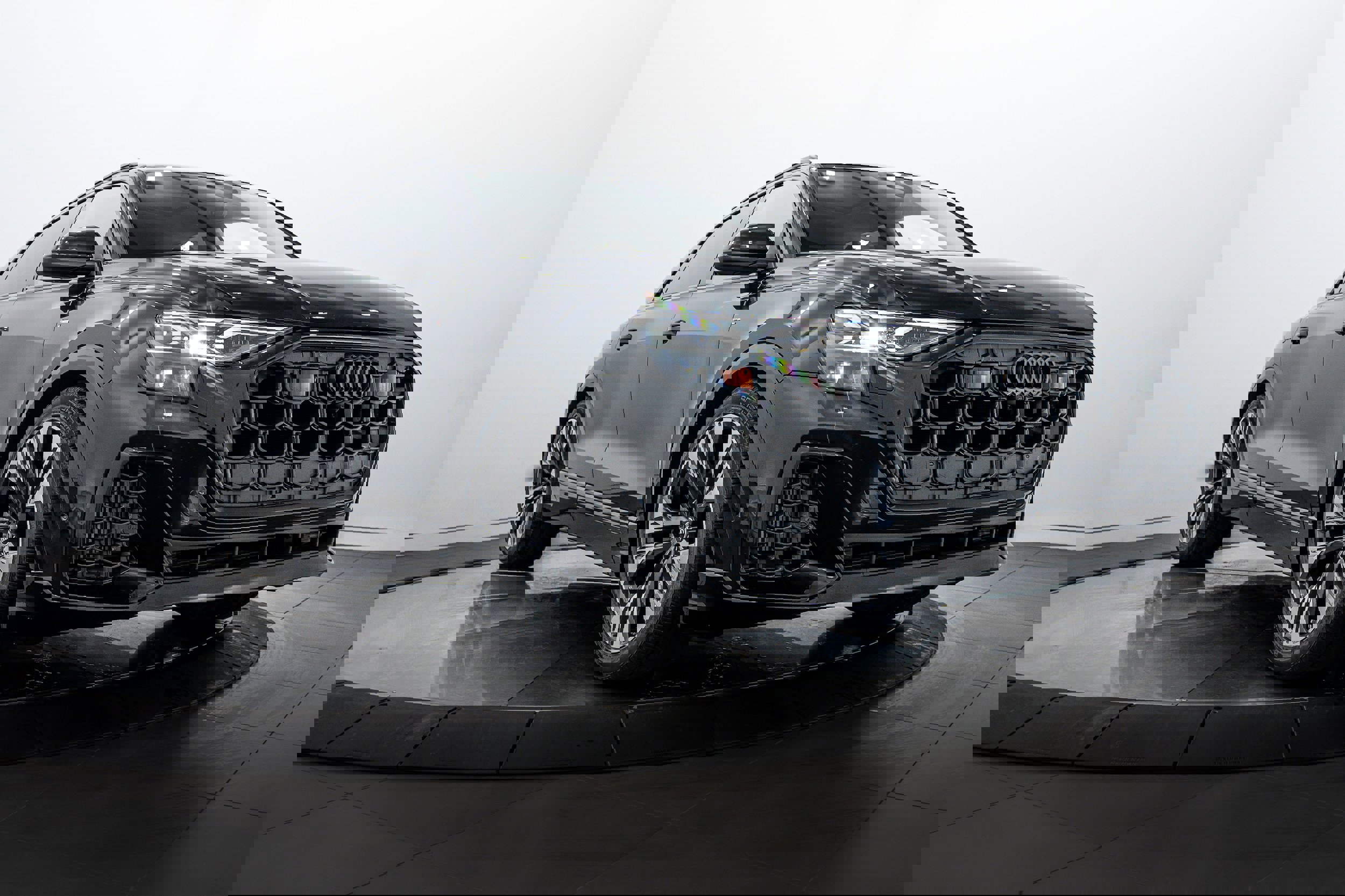 New 2025 Audi Q8 Prestige