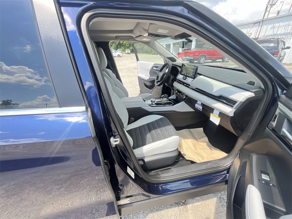 New 2025 Mitsubishi Outlander SE image 25