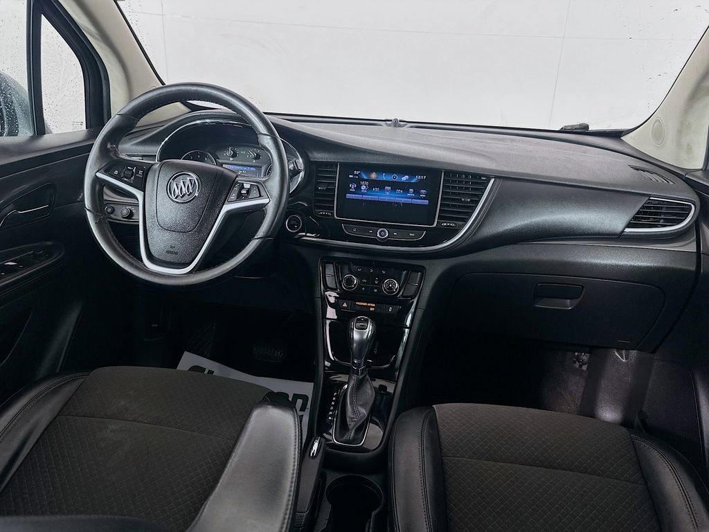 Used 2020 Buick Encore Preferred image 21