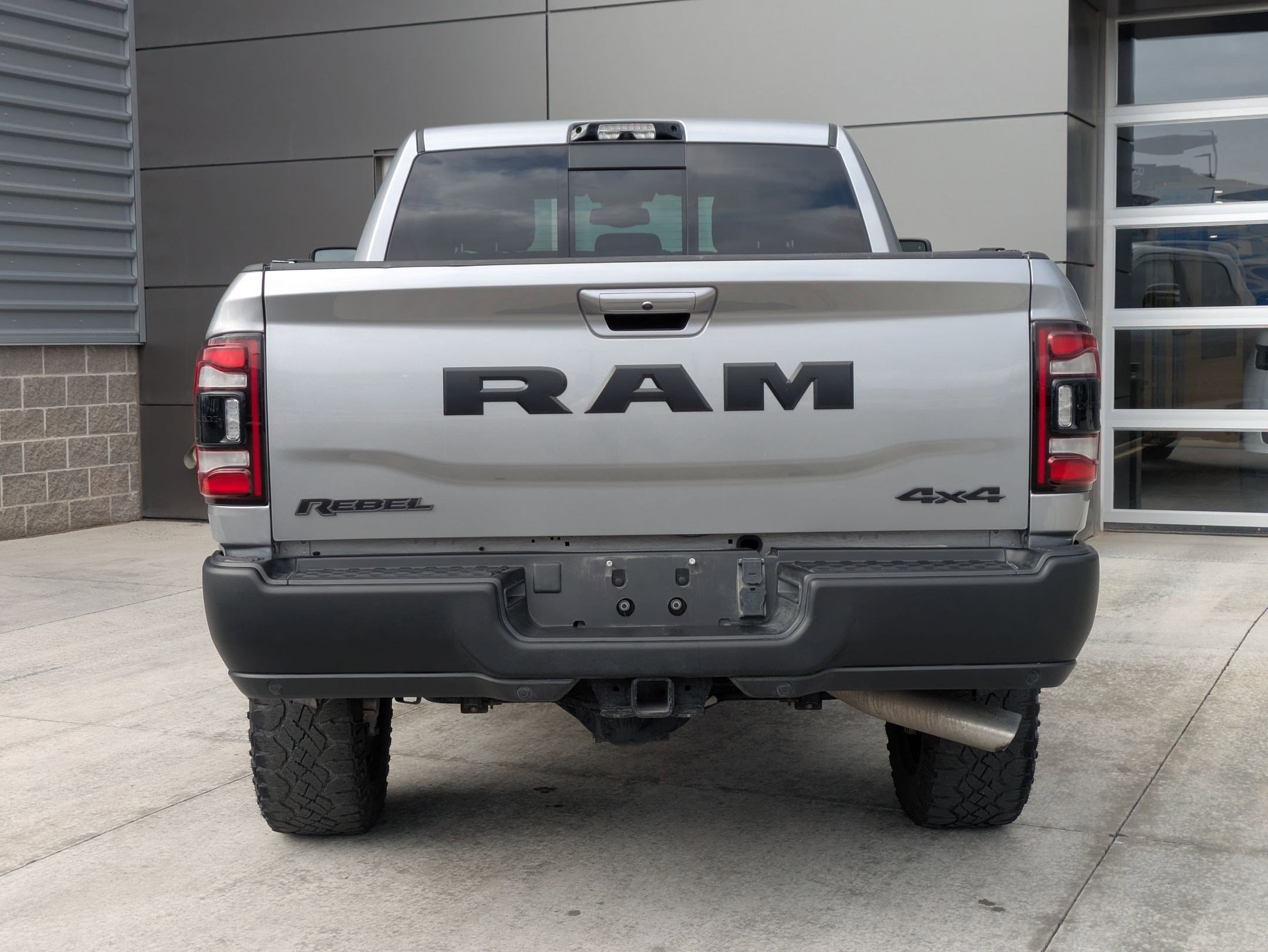 Used 2024 RAM 2500 Rebel w/ Towing Technology Group image 7