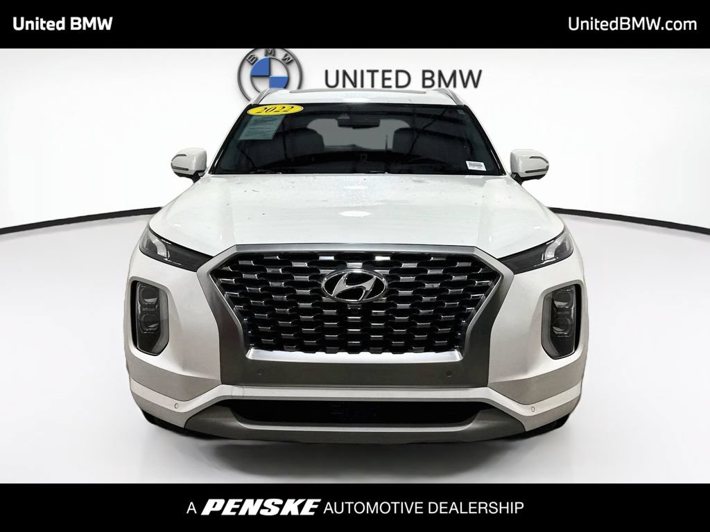 Used 2022 Hyundai Palisade Limited FWD image 2