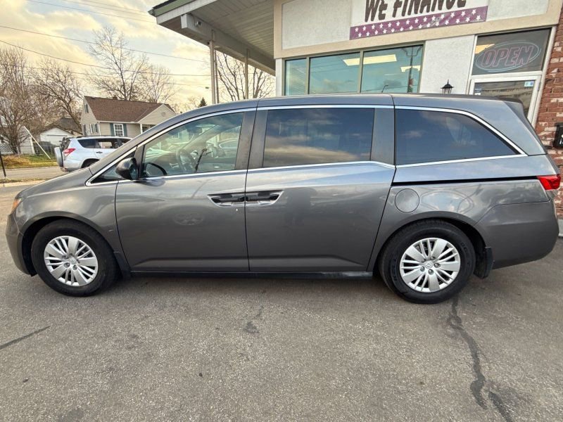 Used 2014 Honda Odyssey LX image 8