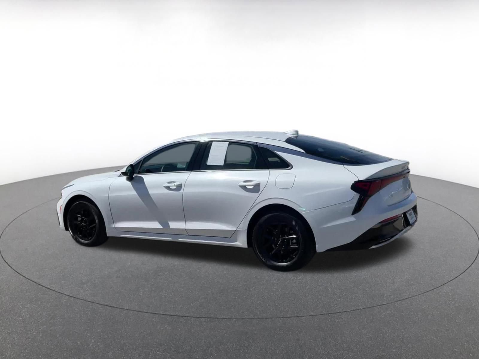 Used 2025 Kia K5 LXS image 10