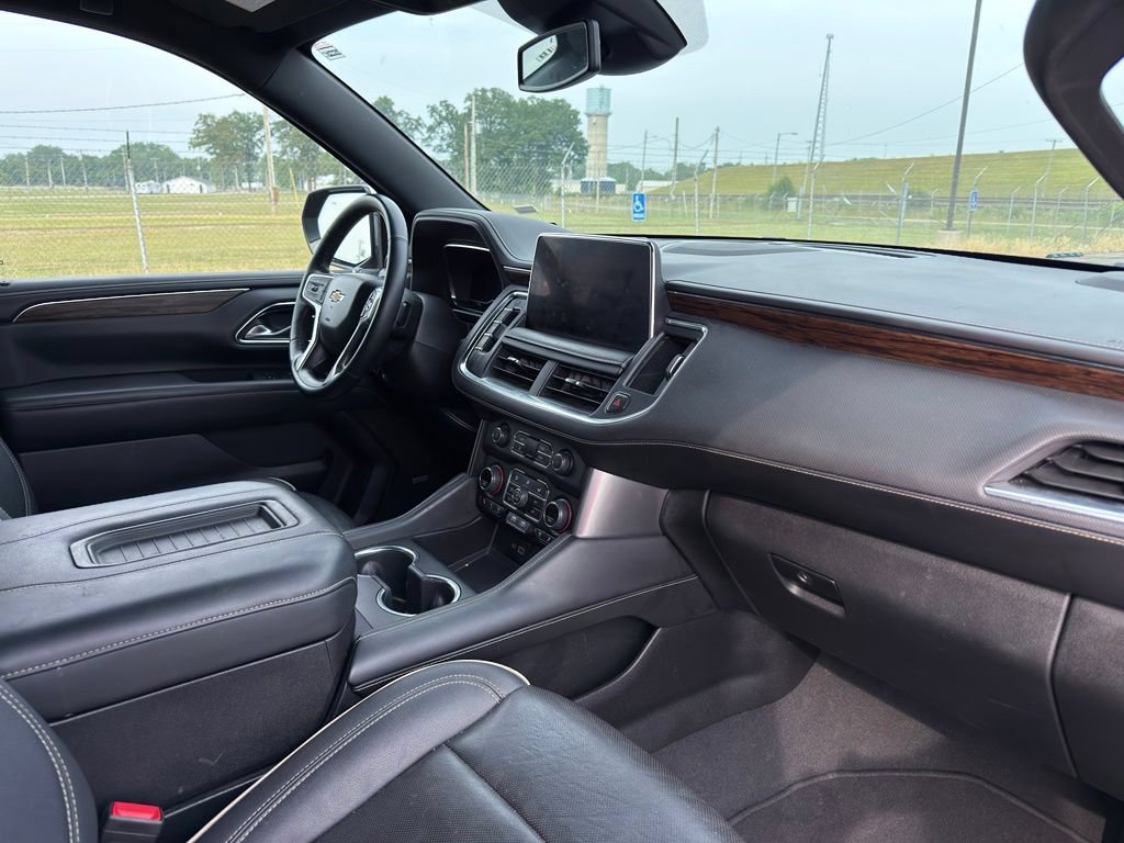 Used 2024 Chevrolet Tahoe Premier AWD/4WD image 37