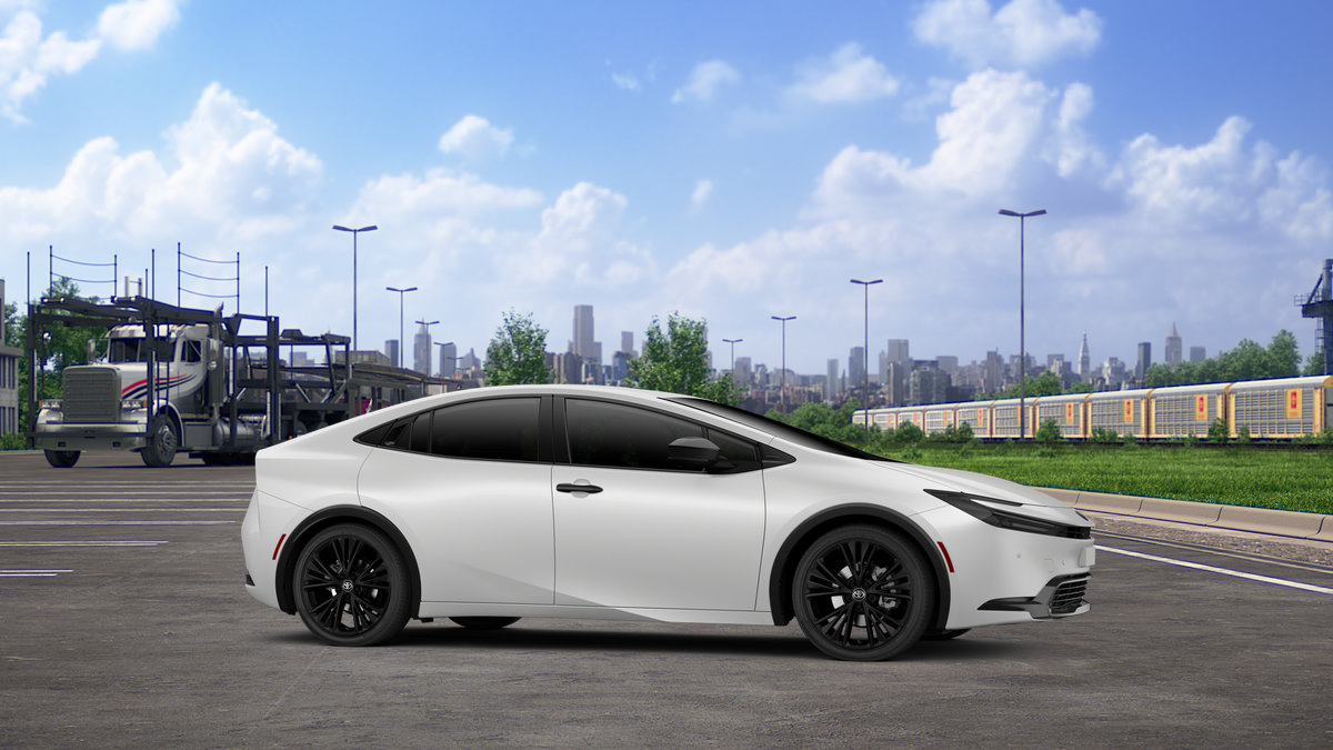 New 2026 Toyota Prius FWD image 13