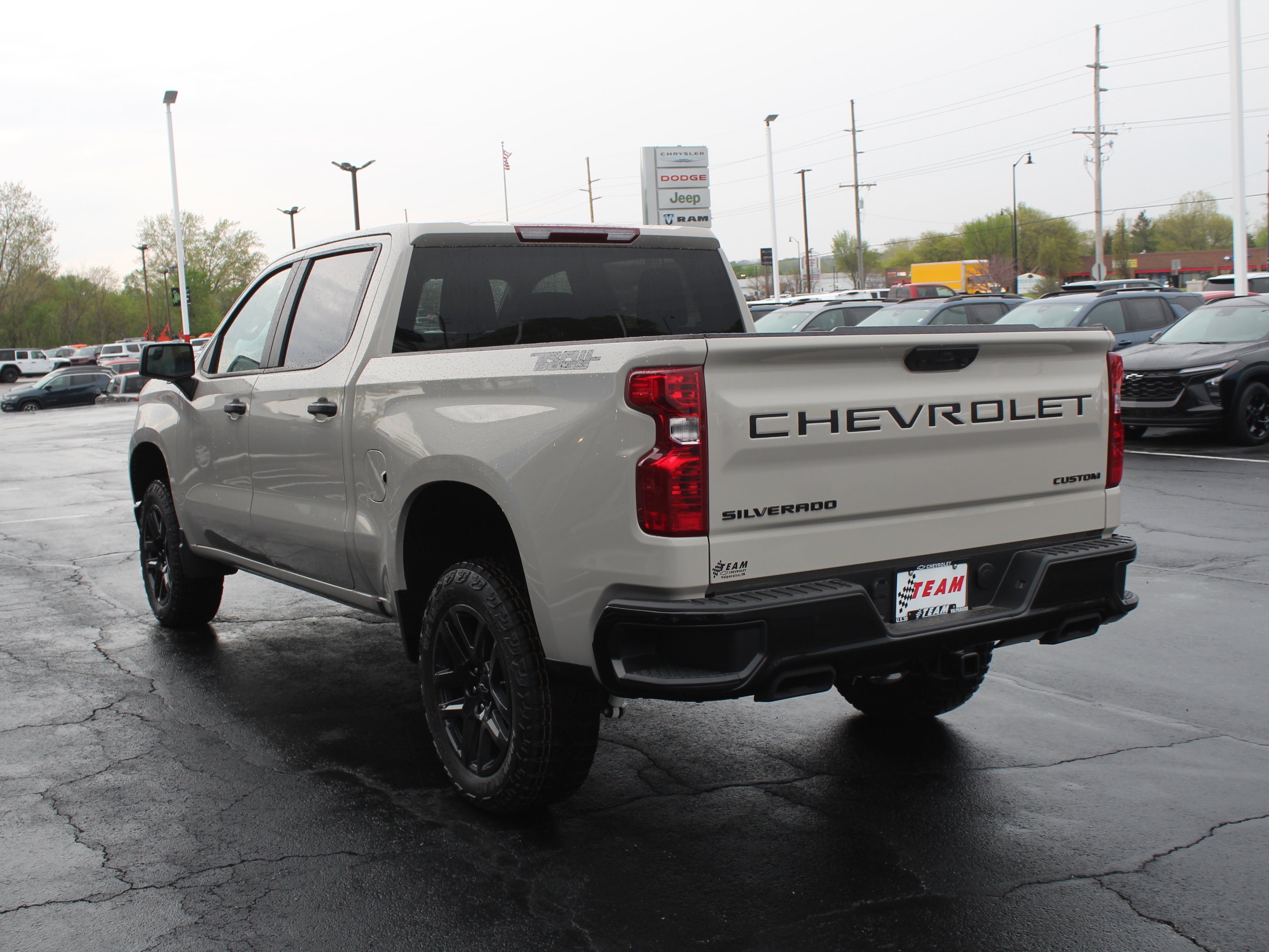 New 2026 Chevrolet Silverado 1500 Custom Trail Boss w/ Dark Appearance Package AWD/4WD image 5