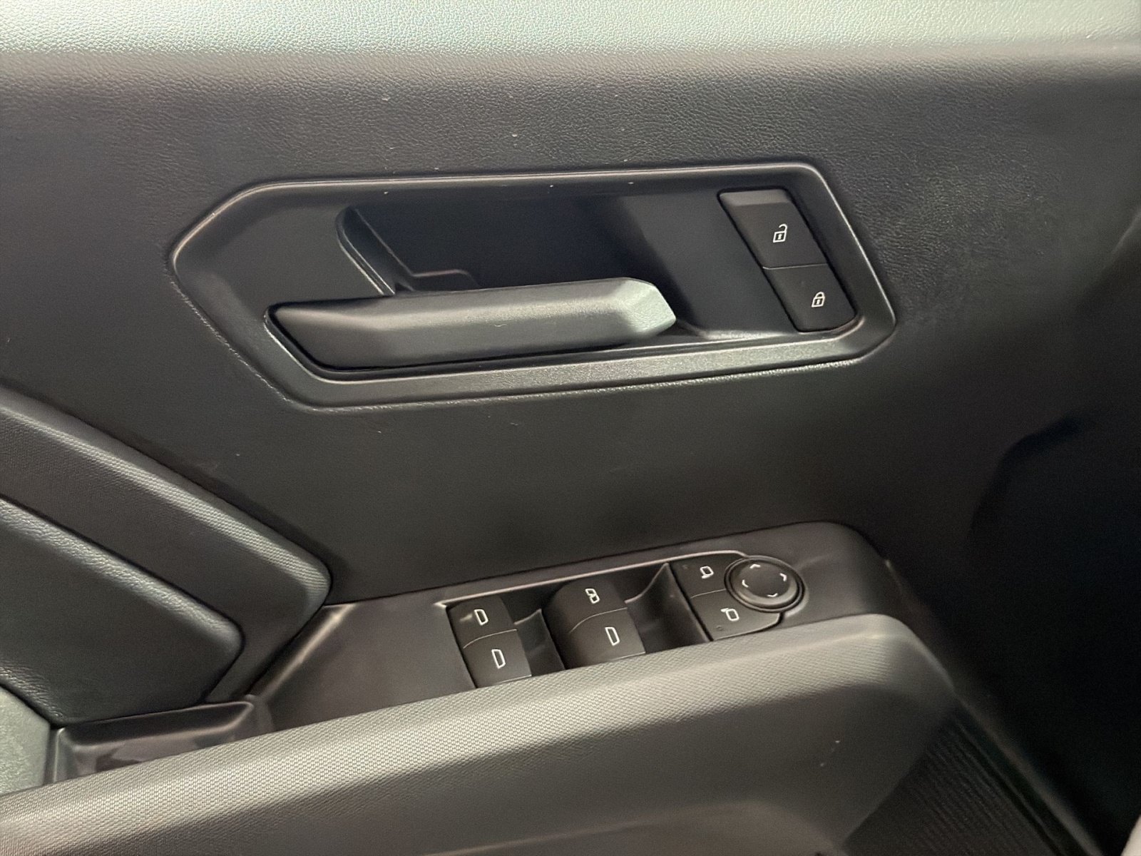 New 2026 Chevrolet Colorado Trail Boss AWD/4WD image 15