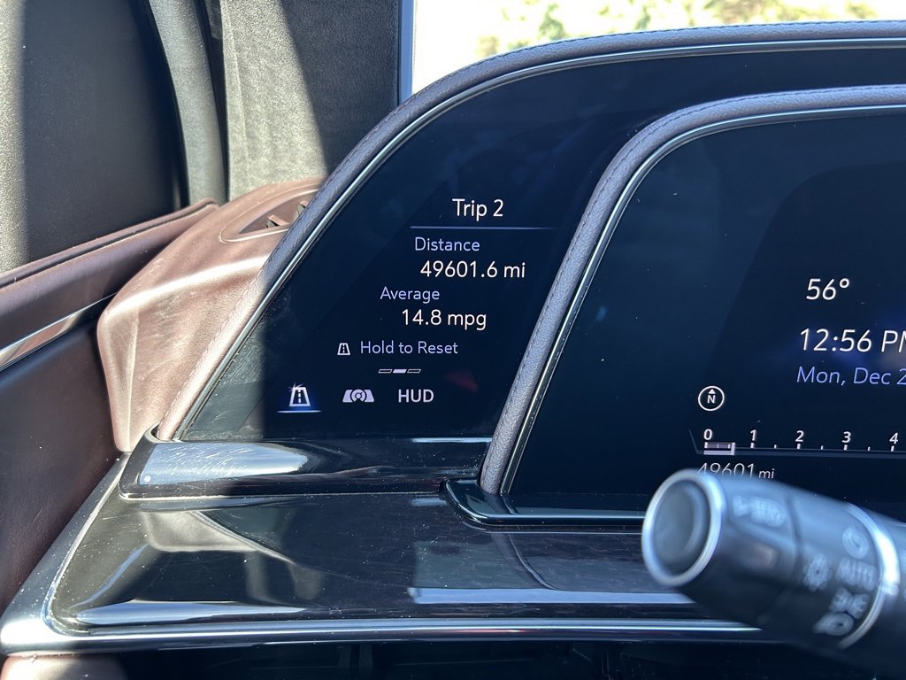 Used 2023 Cadillac Escalade ESV Sport Platinum image 32