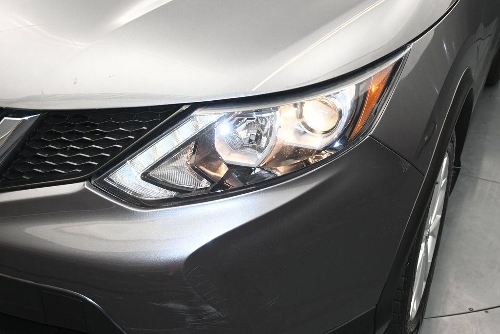 Used 2019 Nissan Rogue Sport SV AWD/4WD image 9