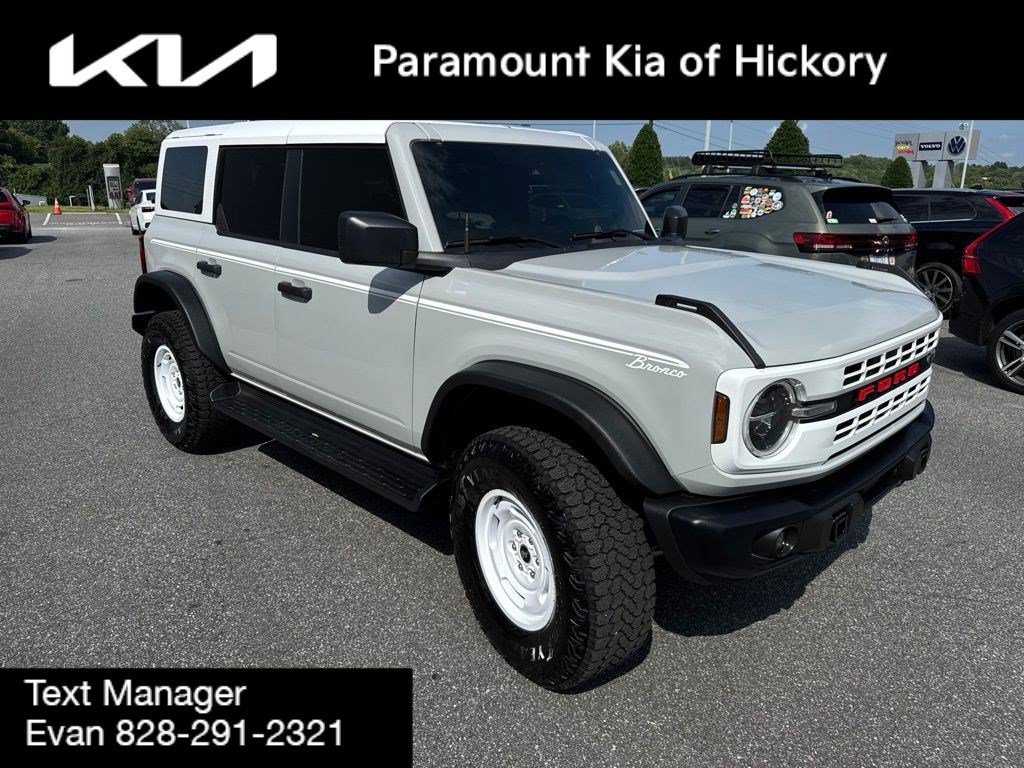 Used 2026 Ford Bronco Heritage Edition AWD/4WD image 3