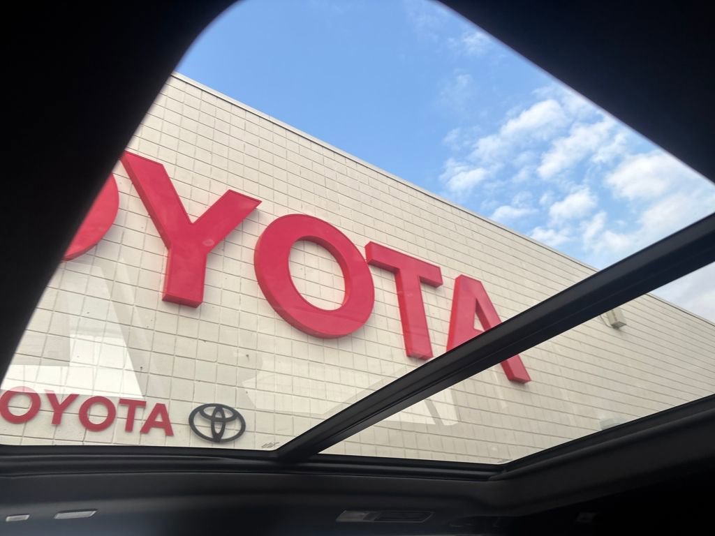 New 2026 Toyota Sequoia Platinum image 18