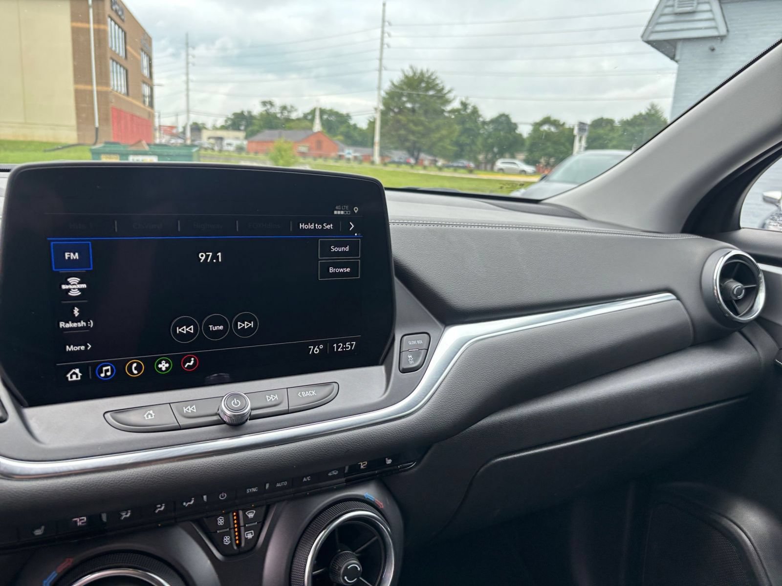 Used 2025 Chevrolet Blazer LT FWD image 35
