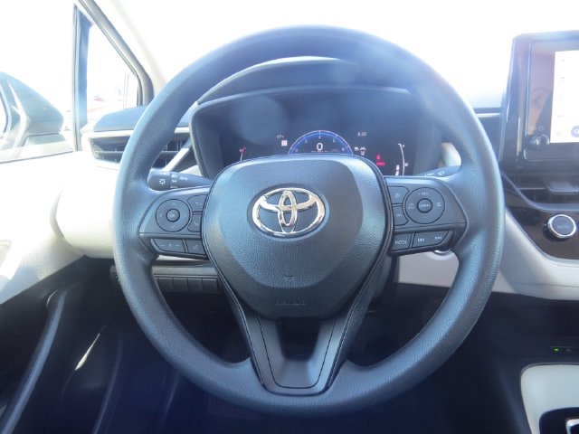 Used 2026 Toyota Corolla LE w/ LE Premium Package FWD image 16