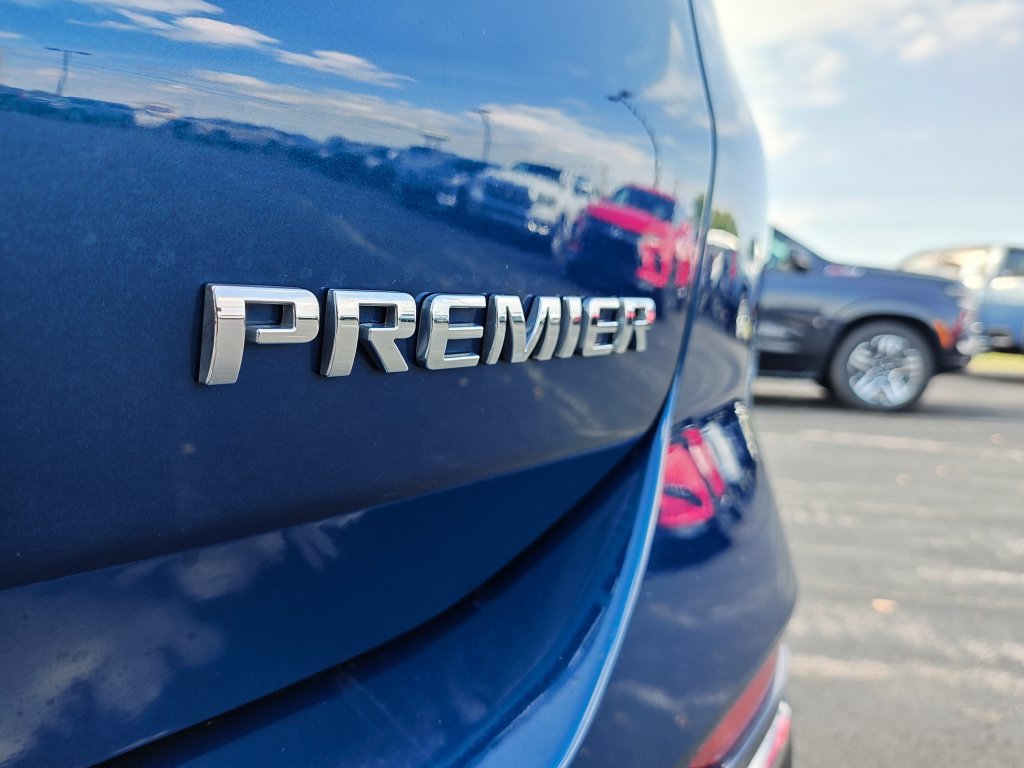 Used 2021 Chevrolet Equinox Premier FWD image 27
