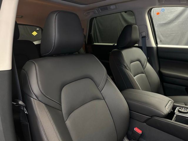 New 2026 Nissan Pathfinder SL w/ SL Premium Package AWD/4WD image 16