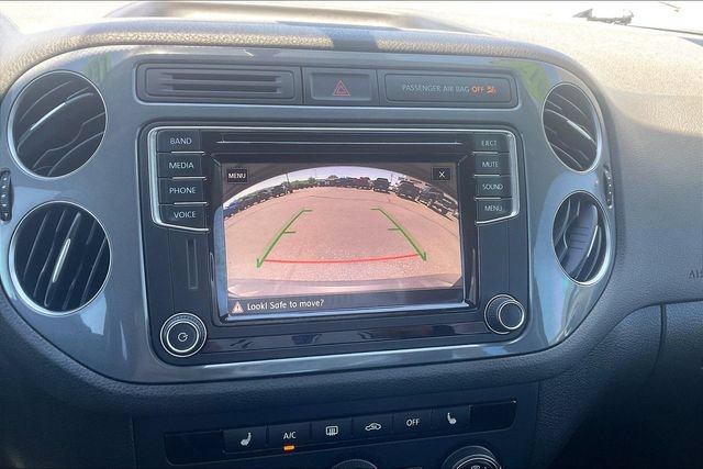 Used 2017 Volkswagen Tiguan S AWD/4WD image 22