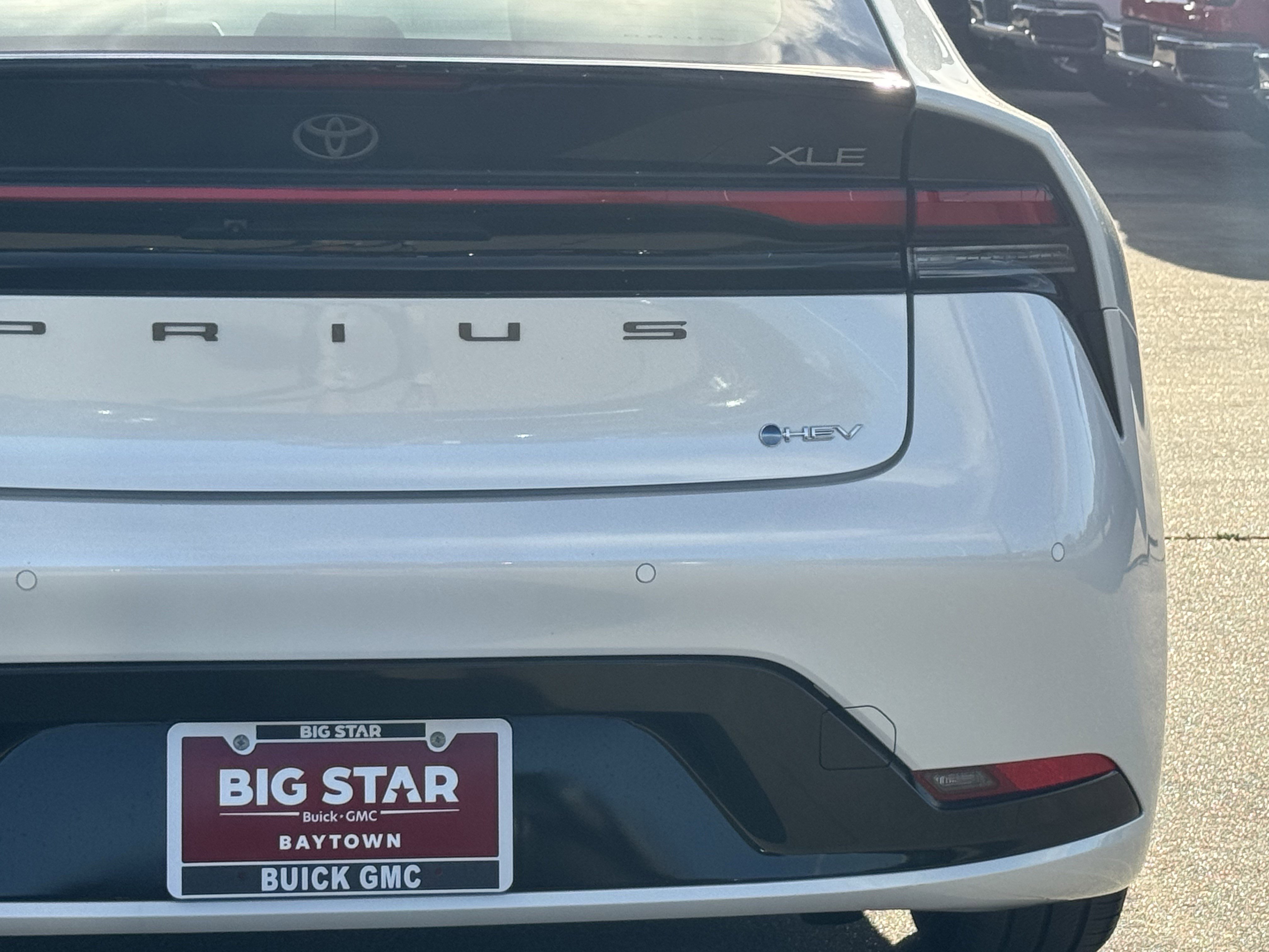 Used 2024 Toyota Prius XLE image 10