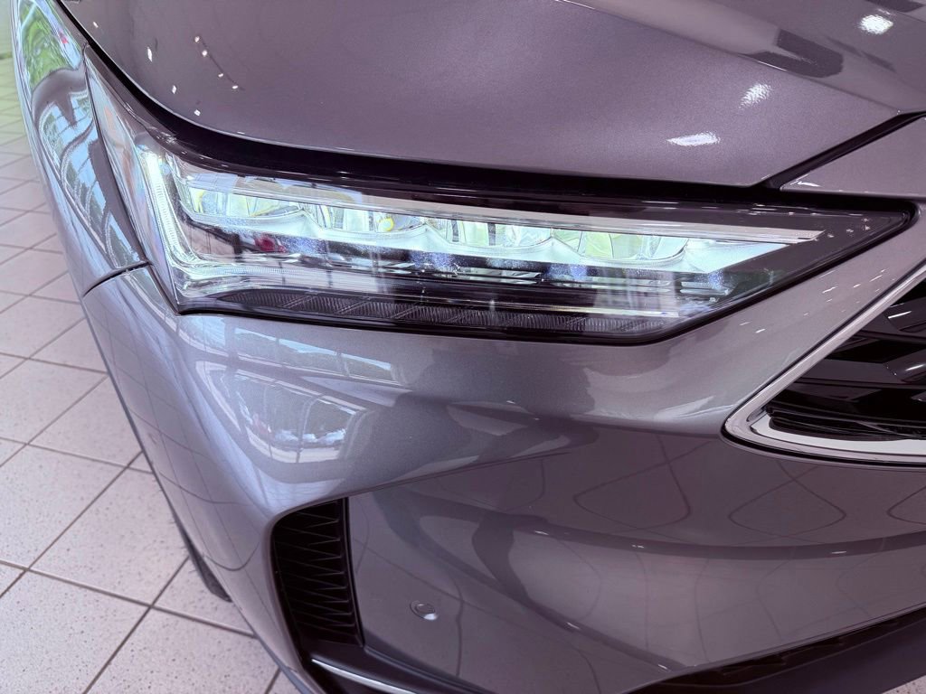 Used 2025 Acura MDX SH-AWD w/ Technology Package image 17