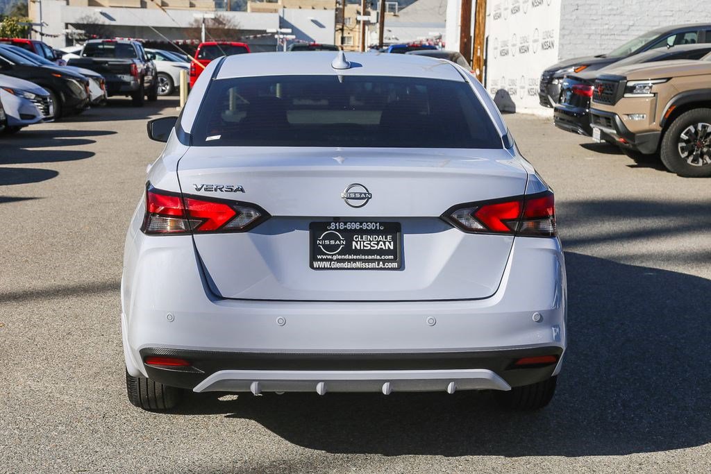 Used 2025 Nissan Versa SV w/ Trunk Package FWD image 6