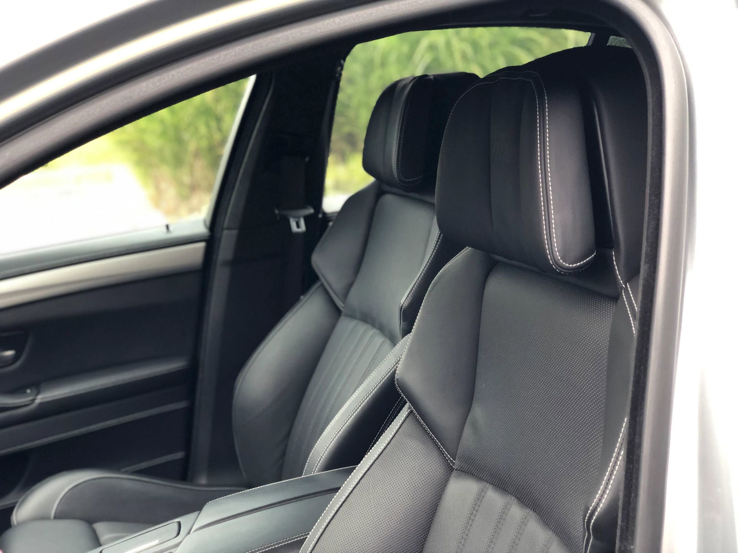 Used 2016 BMW M5 image 39