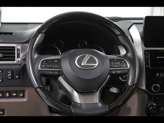 Used 2023 Lexus GX 460 Premium w/ Premium Package AWD/4WD image 7