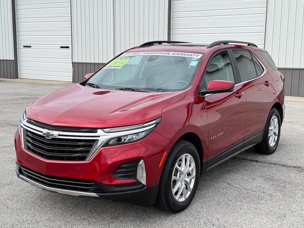 Used 2023 Chevrolet Equinox LT FWD image 3