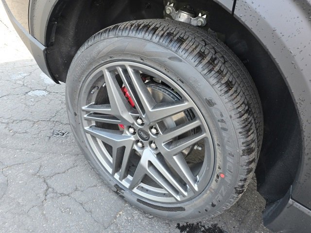 New 2025 Ford Explorer ST-Line w/ Premium Package image 32