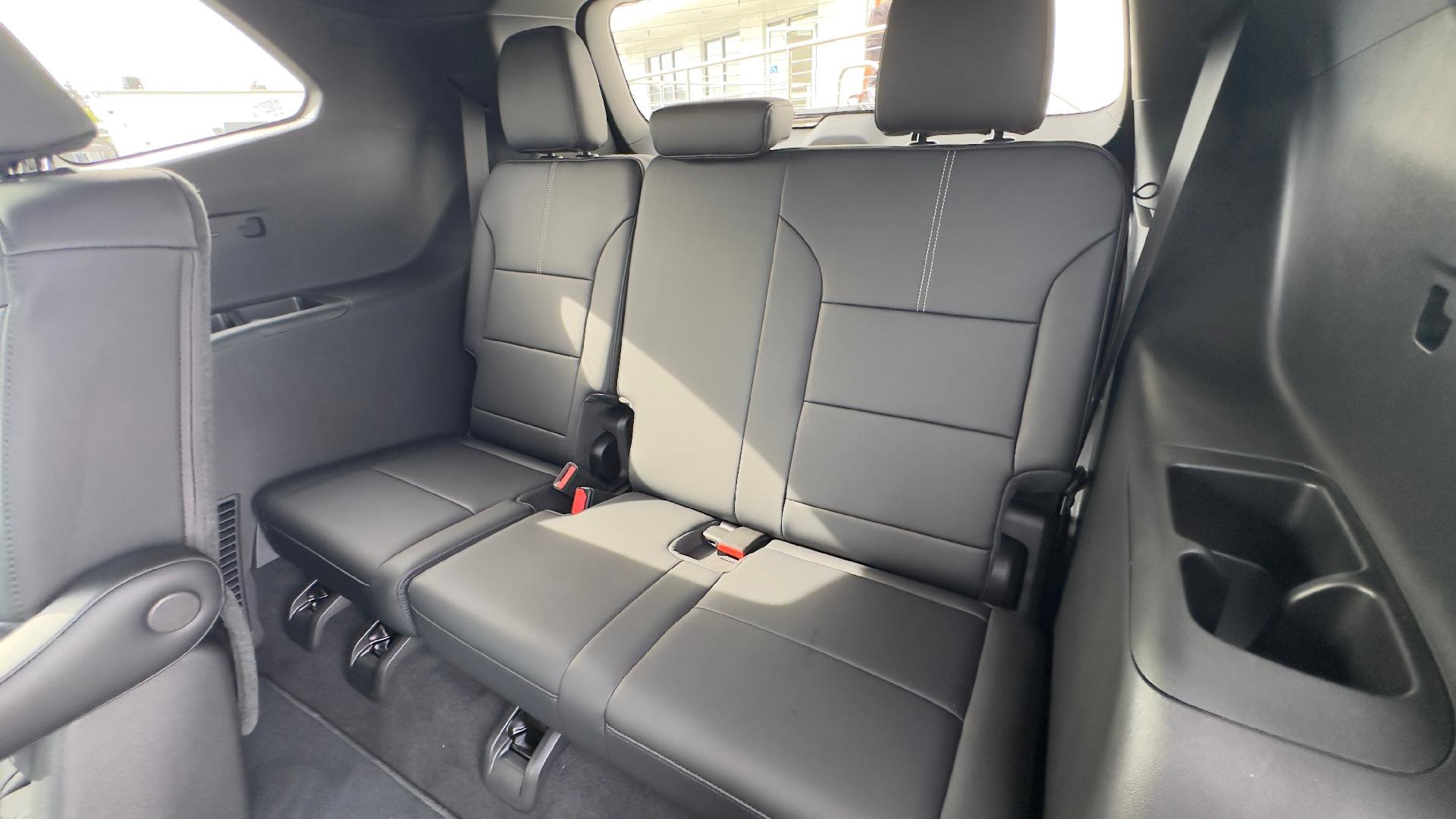 New 2026 GMC Acadia Elevation w/ Super Cruise Package image 7