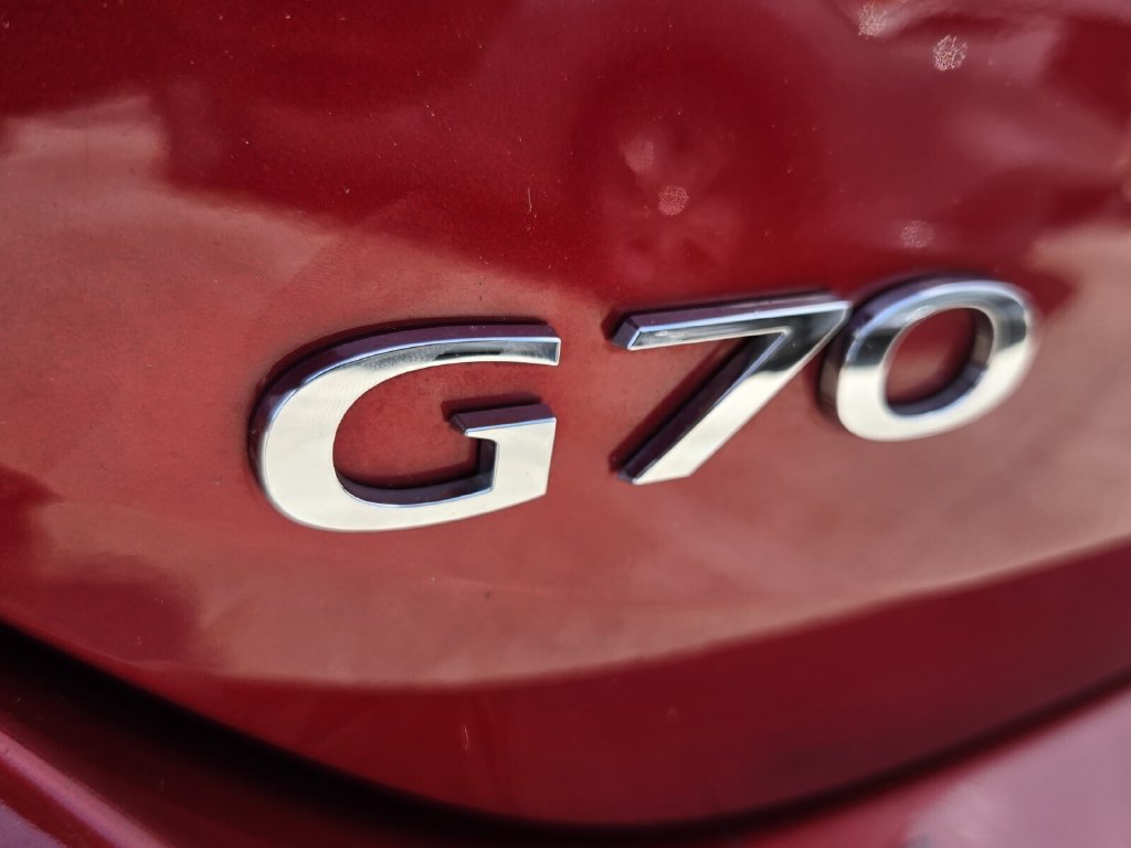 Used 2023 Genesis G70 2.0T RWD image 15