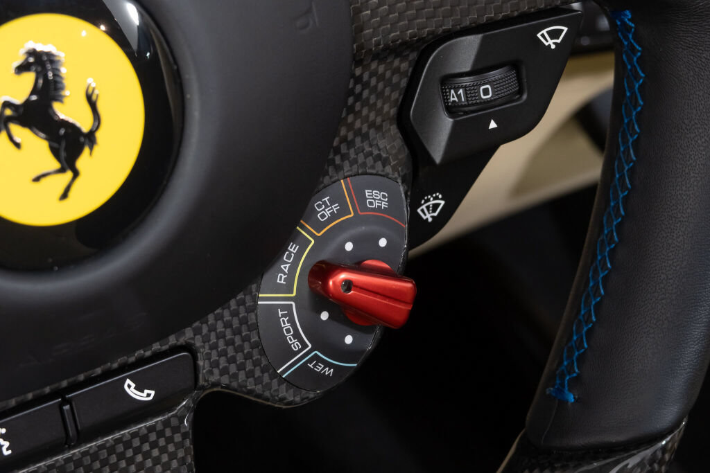 Used 2021 Ferrari 812 GTS RWD image 37