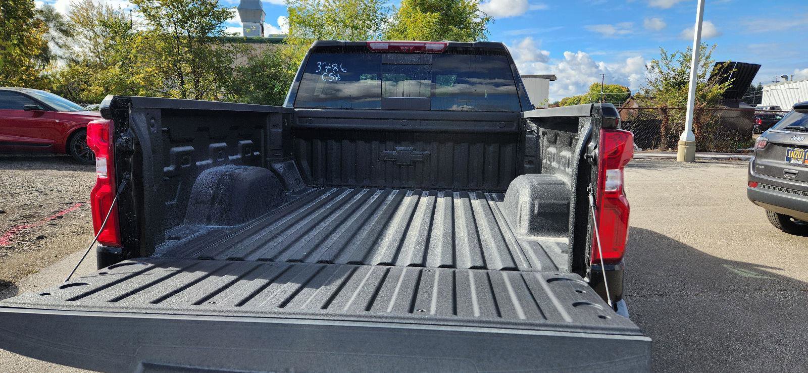 New 2026 Chevrolet Silverado 1500 High Country w/ Technology Package image 7