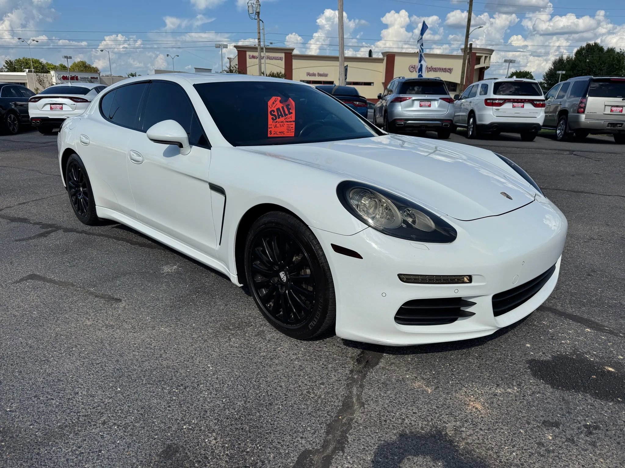 Used 2016 Porsche Panamera image 17