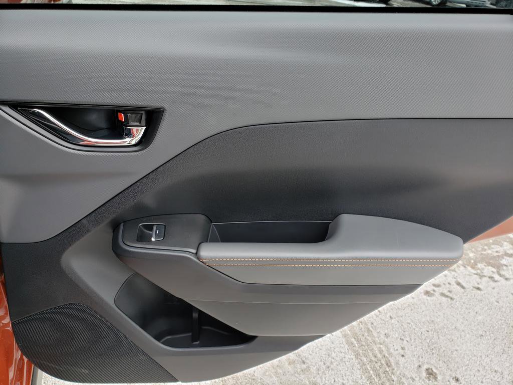 Used 2025 Subaru Crosstrek 2.5i Limited w/ Crosstrek Mirror Package AWD/4WD image 16