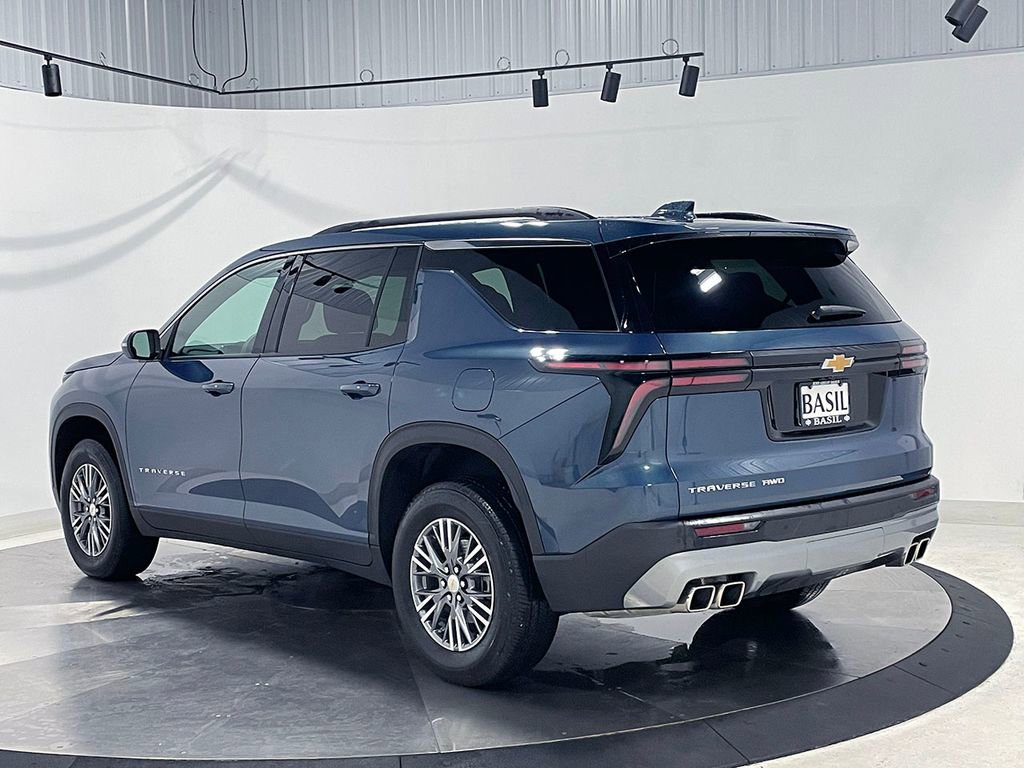 Used 2026 Chevrolet Traverse LT AWD/4WD image 14