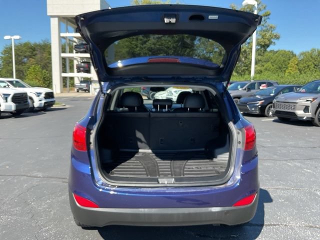 Used 2011 Hyundai Tucson Limited w/ Premium Pkg 3 FWD image 11