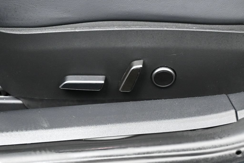 Used 2023 Tesla Model 3 Standard Range RWD image 12