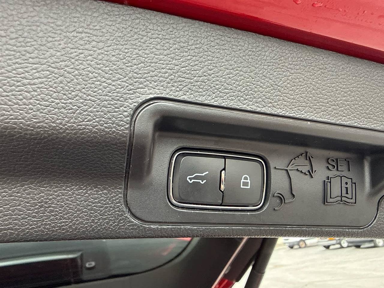 Used 2020 Ford Explorer ST w/ Premium Technology Package AWD/4WD image 26