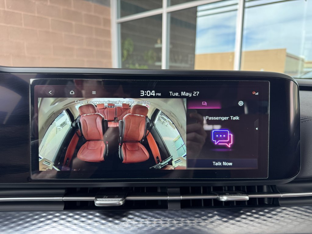 Used 2024 Kia Carnival SX Prestige FWD image 27