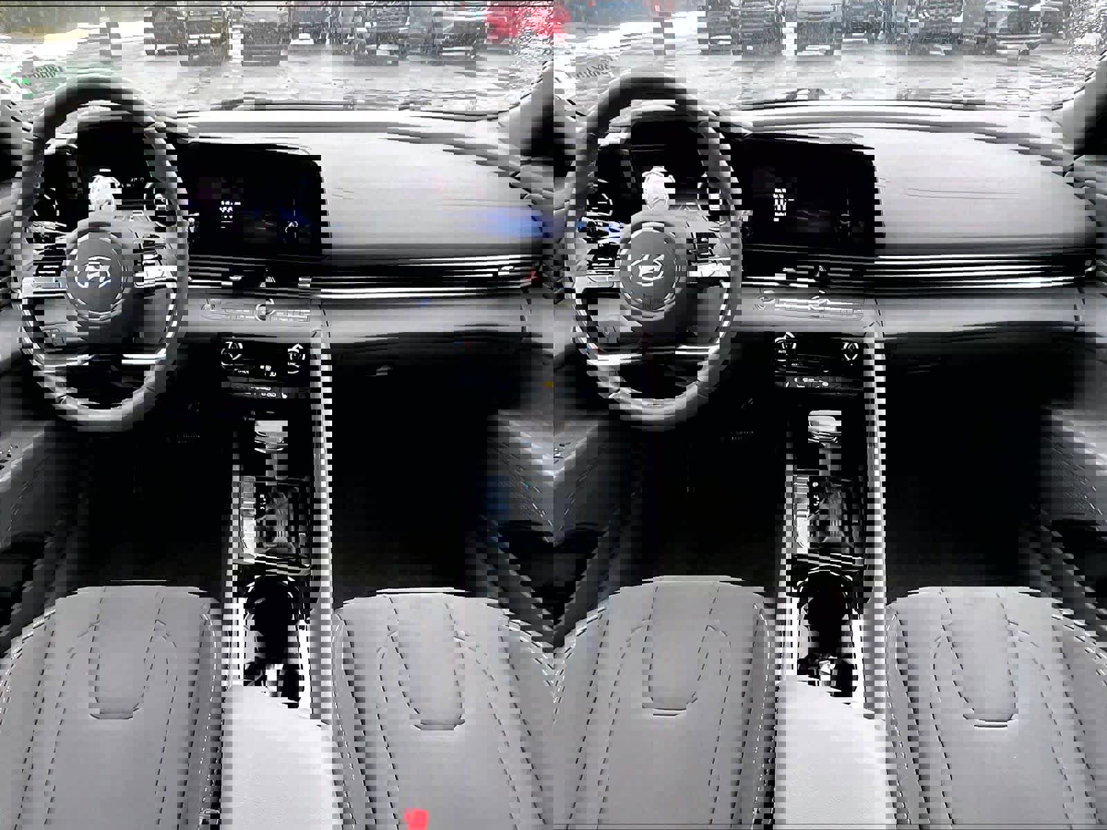 Used 2025 Hyundai Elantra SEL image 21