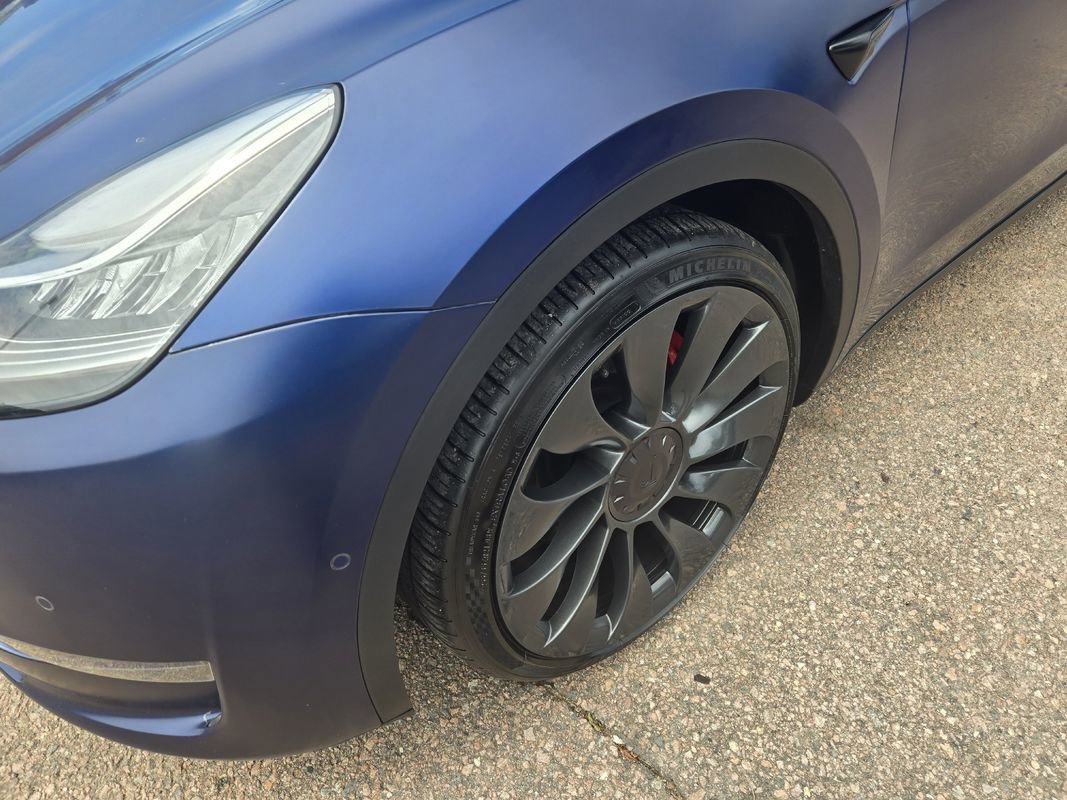 Used 2020 Tesla Model Y Long Range image 4