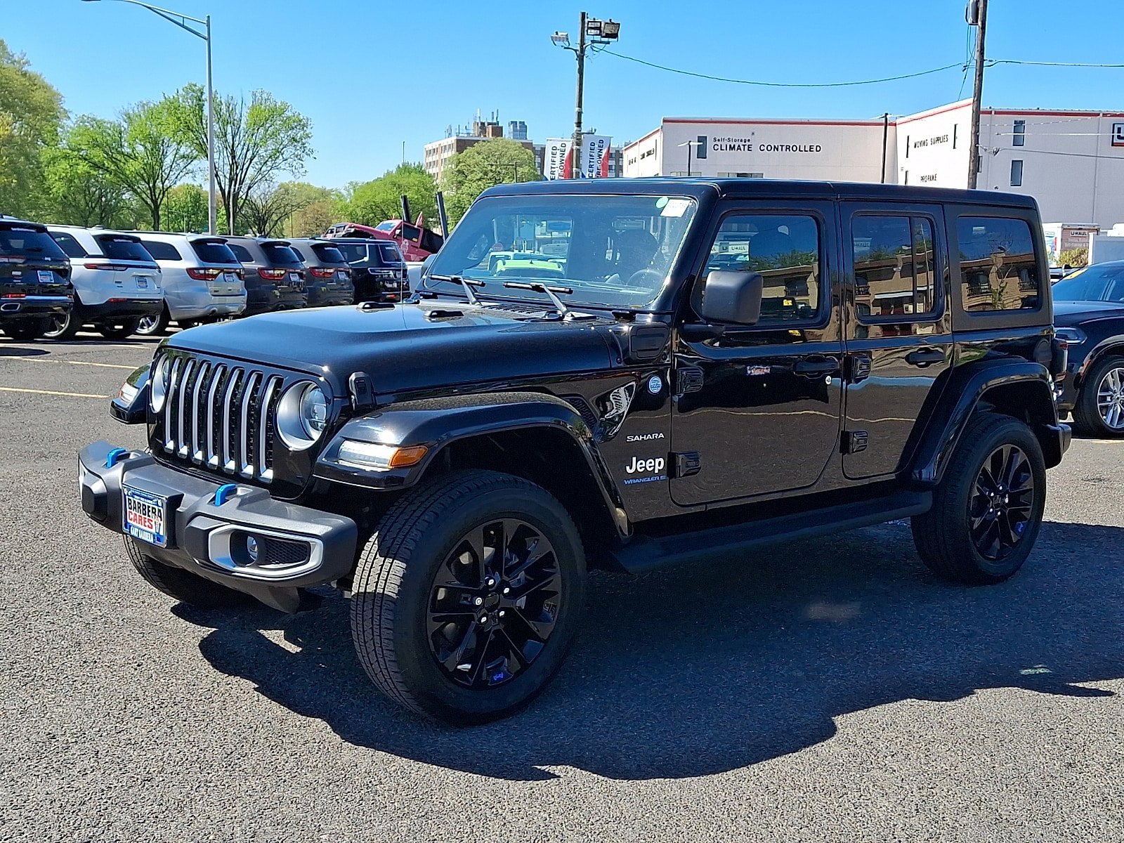Used 2023 Jeep Wrangler Sahara w/ Cold Weather Group image 3